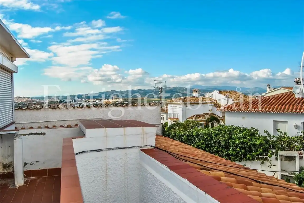 Vista exterior de Casa o xalet en venda en Vélez-Málaga