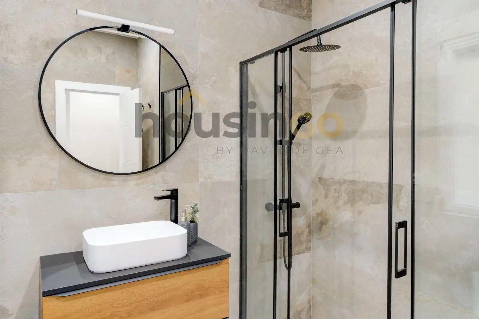 Baño de Piso en venta en Madrid con Aire acondicionado, Calefacción y Amueblado