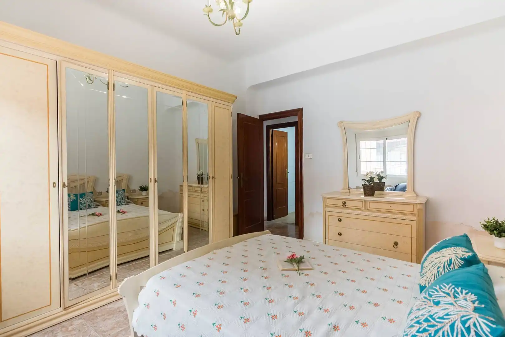 Habitación de Casa o chalet en venta en Murcia con Calefacción, Terraza y Trastero