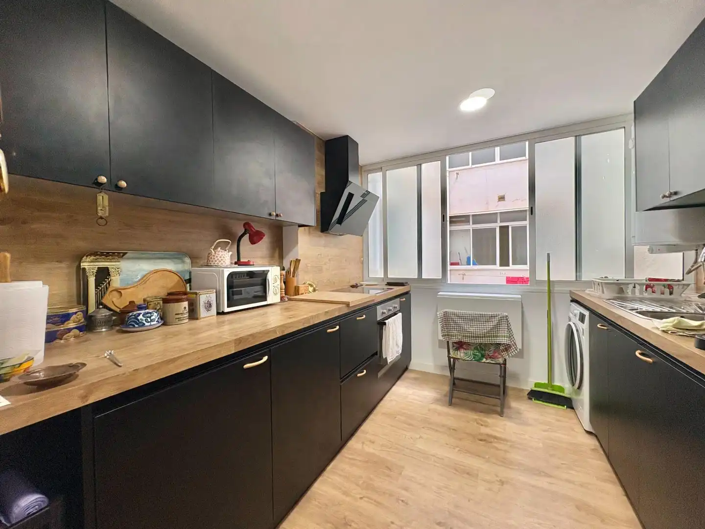 Kitchen of Flat for sale in Málaga  with Air Conditioner, Terrace and Furnished