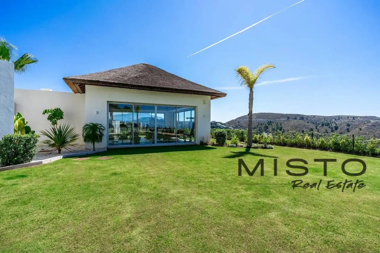 Vista exterior de Pis en venda en Montemayor - Marbella Club