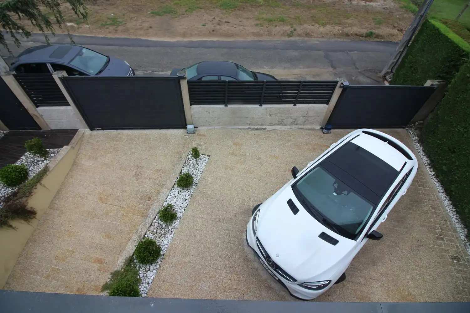 Aparcament de Casa o xalet en venda en Sanxenxo amb Calefacció, Jardí privat i Parquet