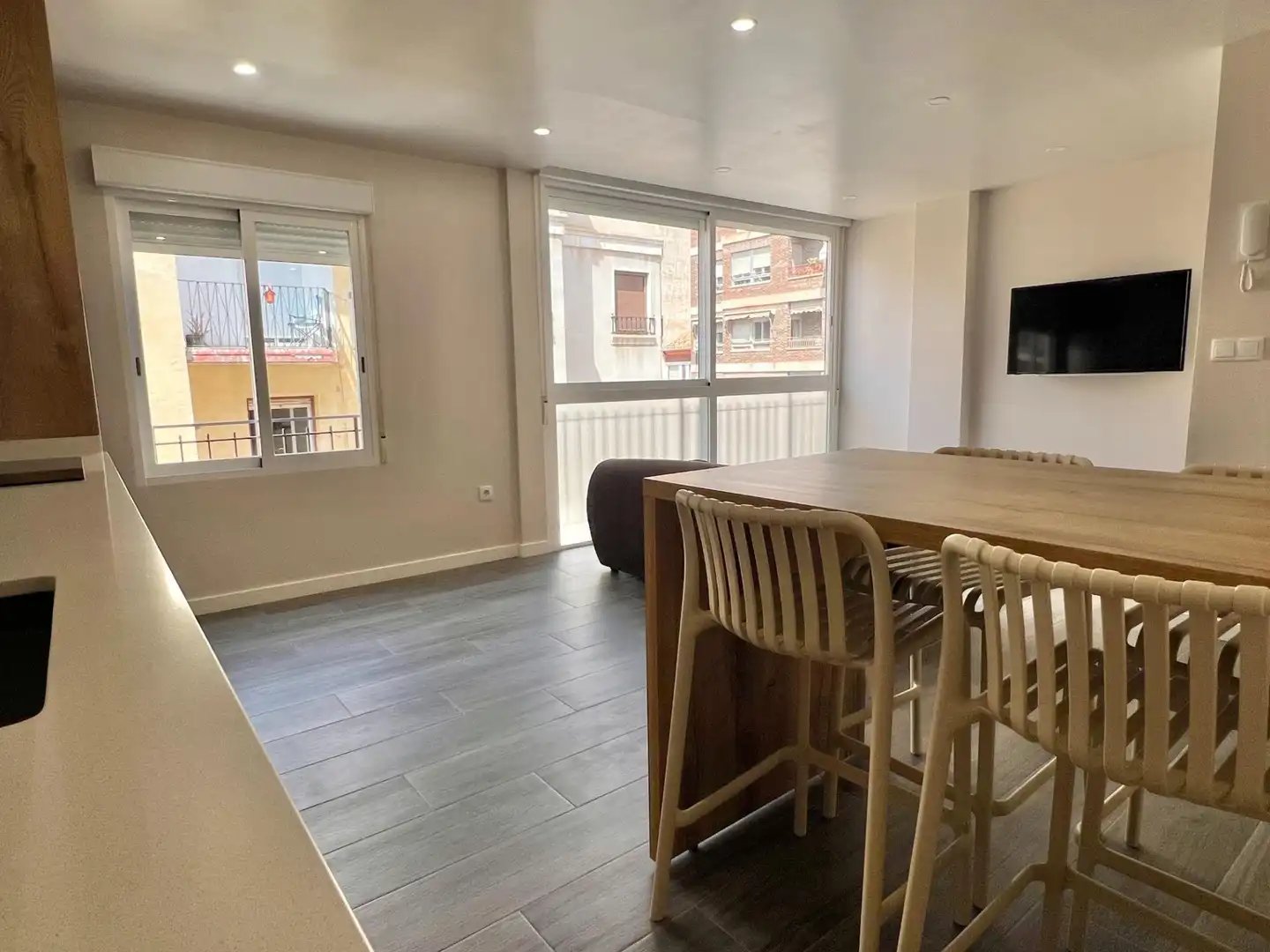 Exterior view of Flat for rent in Elche / Elx  with Air Conditioner and Furnished