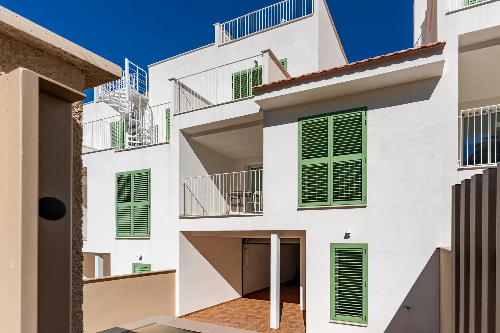Neubau-Reihenhaus mit Terrasse zum Verkauf in Carrer de la Rosa 47, imagen 31