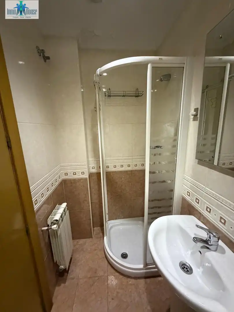 Baño de Dúplex en venta en Albacete con Calefacción y Amueblado