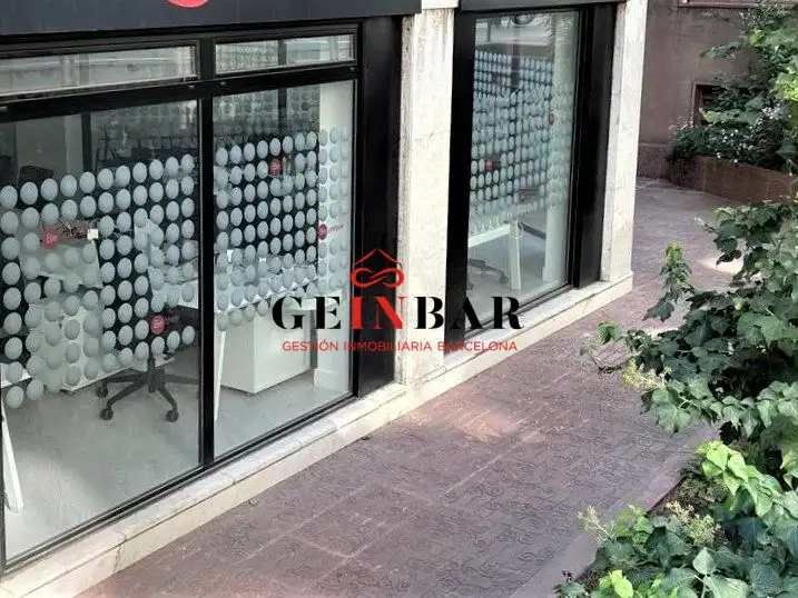 Büro zur Miete in Calle ANGLI, Les Tres Torres
