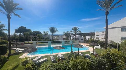 Foto 4 de Apartament en venda a N-340, Km 16, Paraiso - Barronal, Málaga