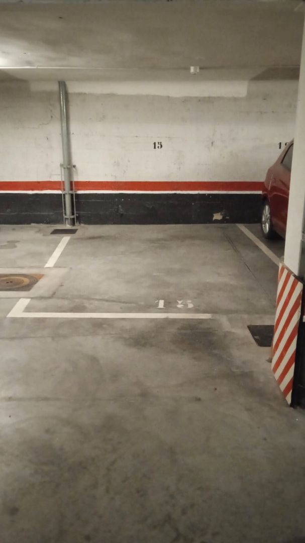 Parking de Garaje de alquiler en  Madrid Capital