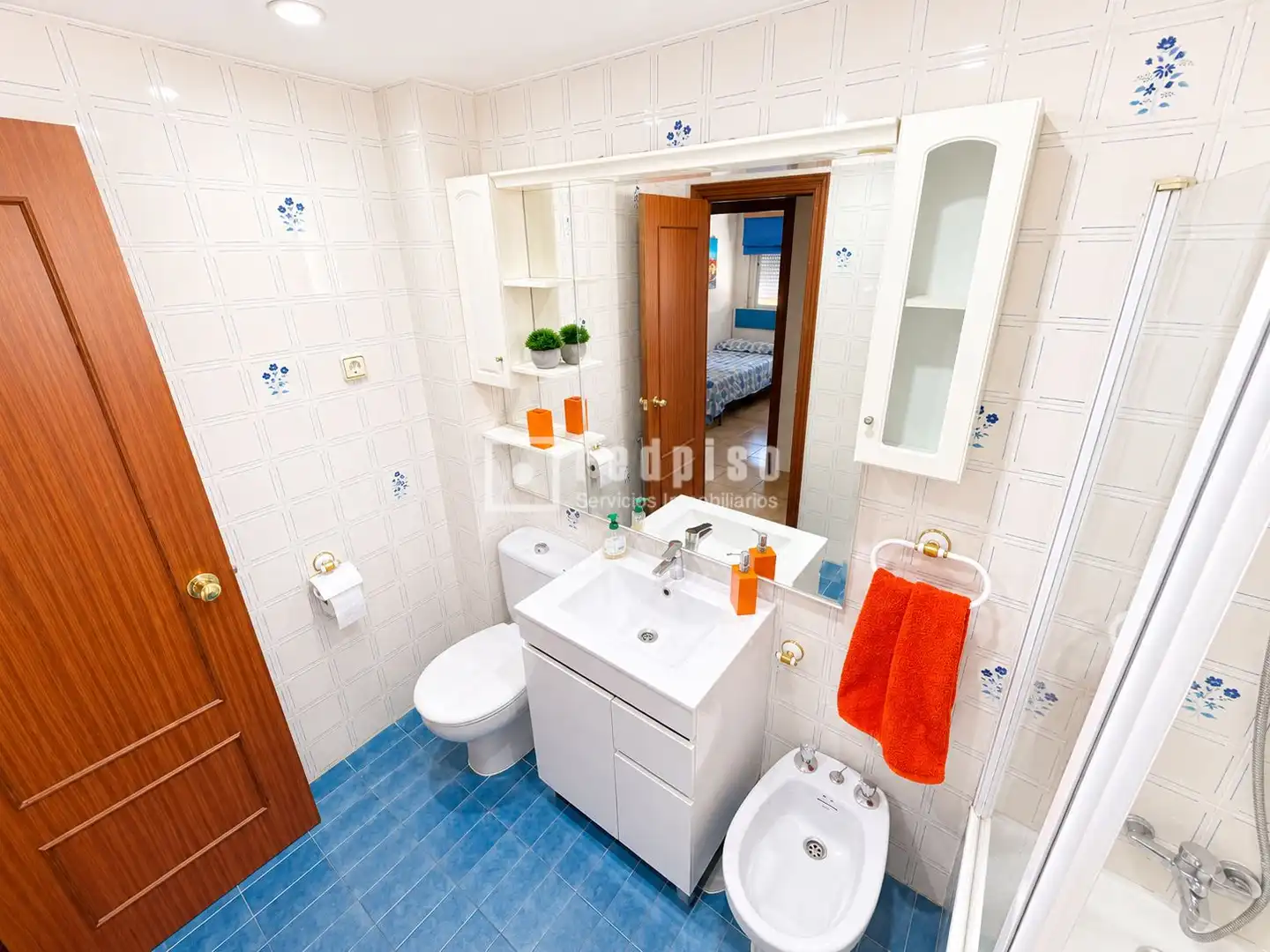 Baño de Piso en venta en Coslada con Calefacción, Terraza y Trastero