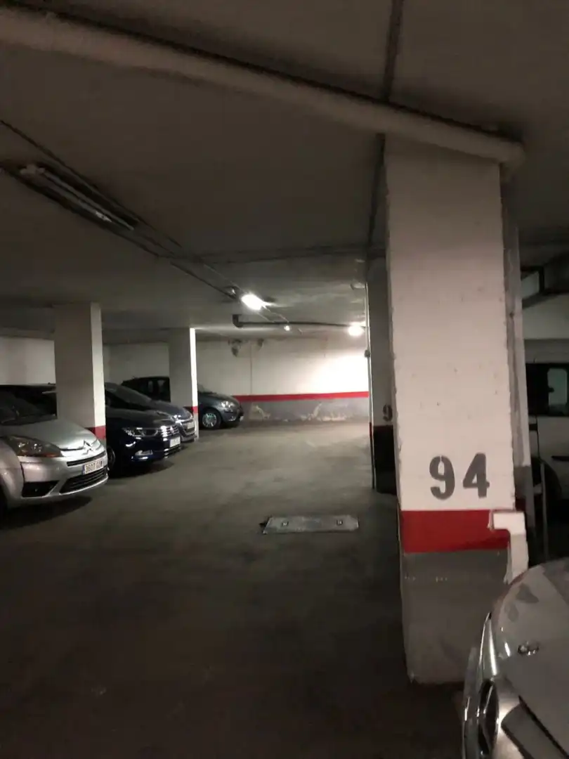 Einzelparkplatz zum Verkauf in Calle de Julián Rabanedo 38, imagen 4