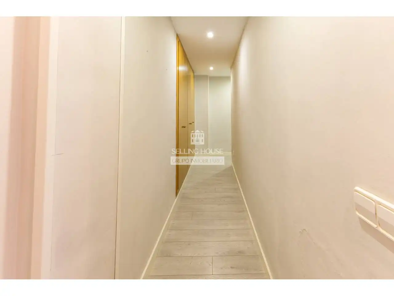 Flat for sale in Valencia  with Heating, Parquet flooring and Balcony