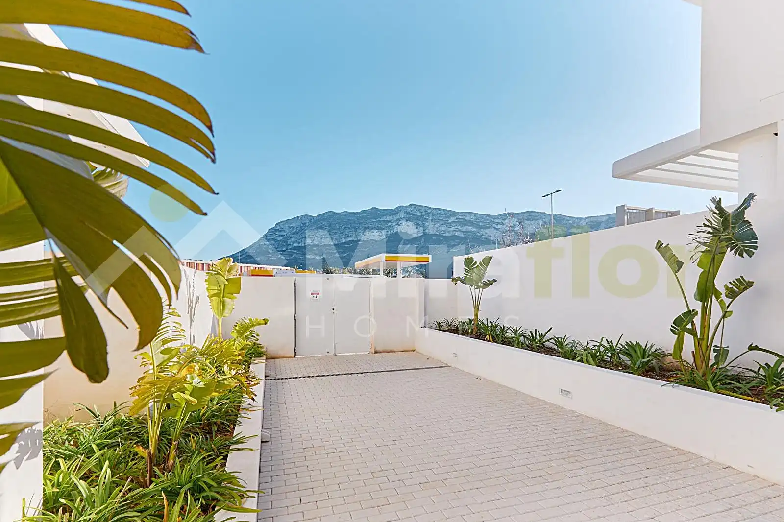 Exterior view of Attic for sale in Dénia  with Air Conditioner, Terrace and Storage room