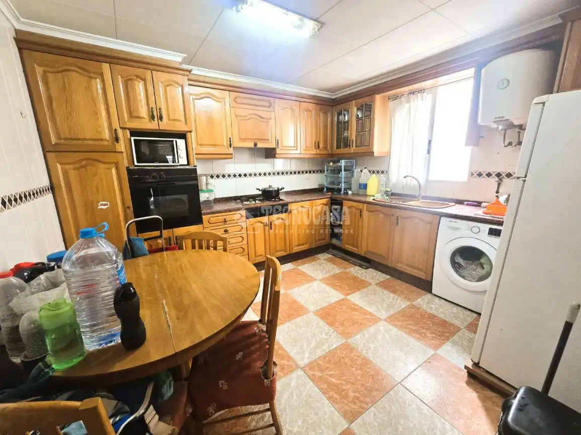 Cocina de Piso en venta en Torrent con Aire acondicionado y Balcón