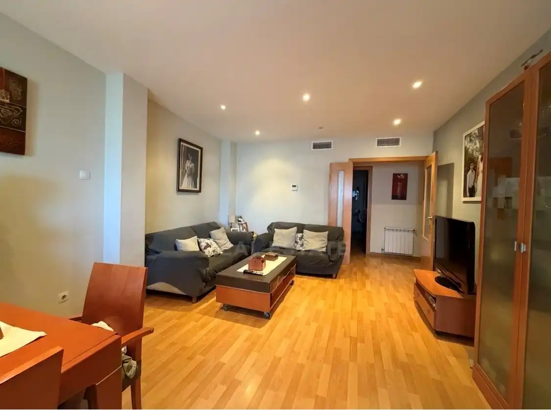Sala d'estar de Pis en venda en Benavent de Segrià amb Calefacció
