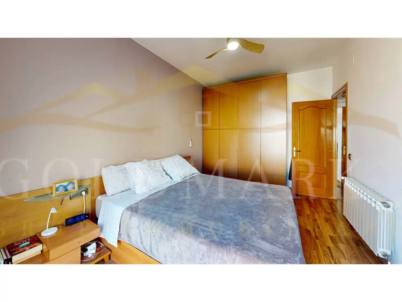 Habitación de Piso en venta en Sant Vicenç Dels Horts con Aire acondicionado, Calefacción y Parquet