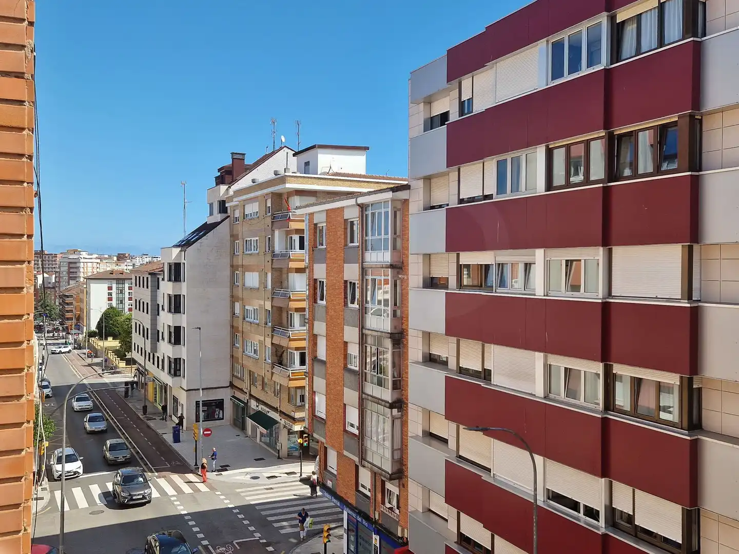 Vista exterior de Piso en venta en Gijón  con Calefacción