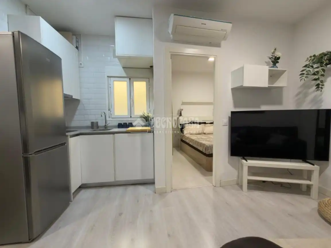 Habitación de Piso de alquiler en Madrid con Aire acondicionado y Calefacción