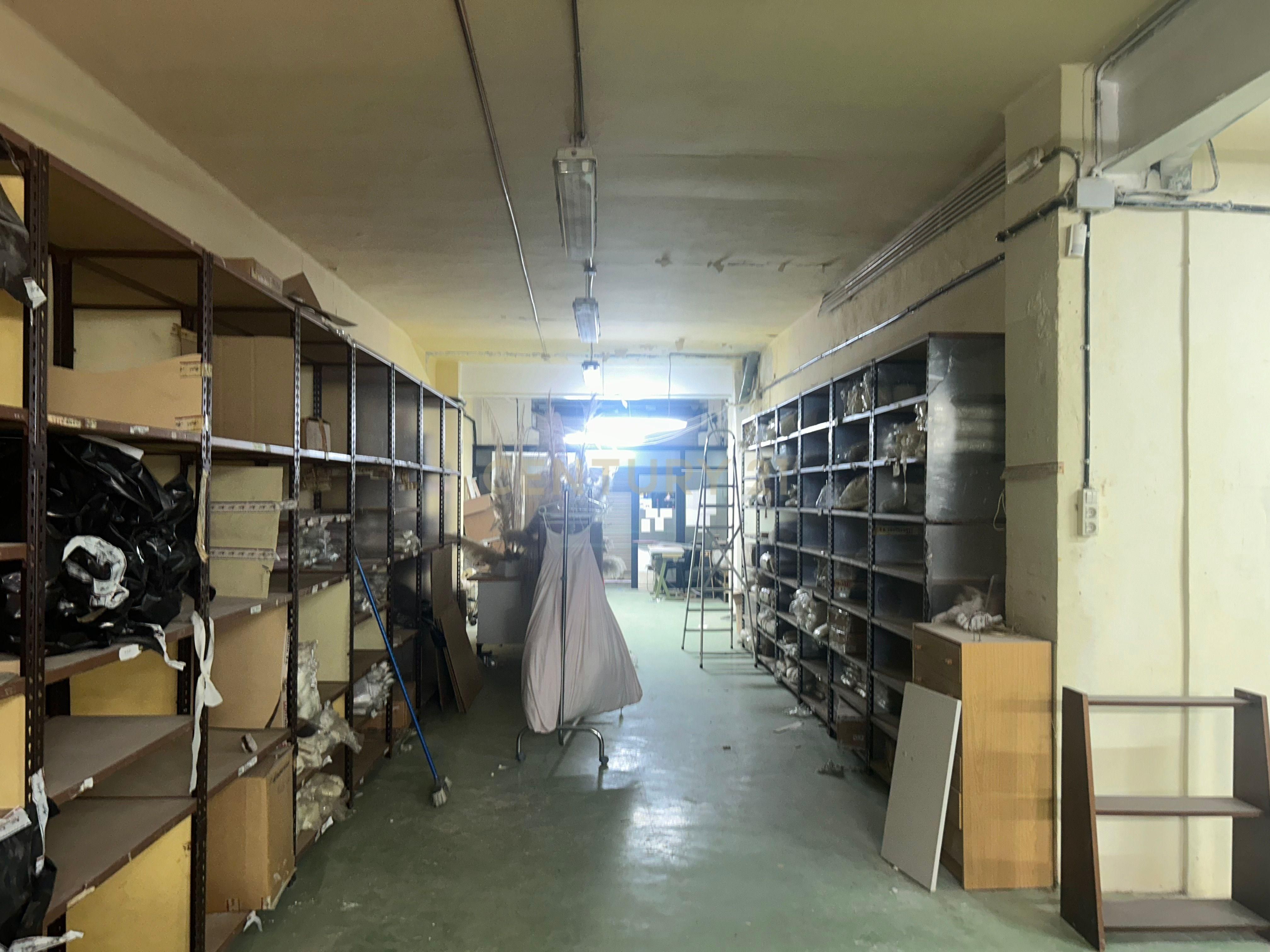 Local en venda en L'Hospitalet de Llobregat