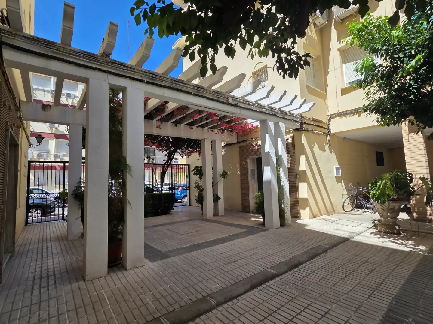 Piso en venta en Sevilla con Aire acondicionado, Calefacción y Terraza