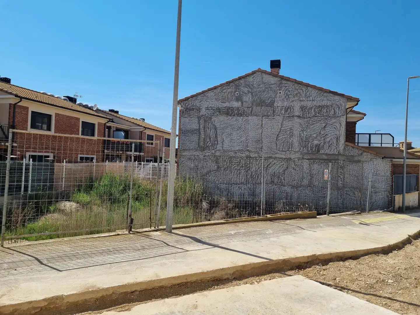 Vista exterior de Residencial en venta en Monflorite-Lascasas