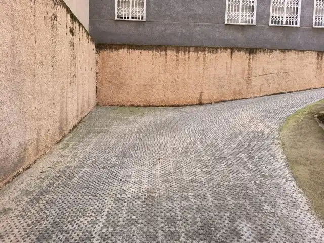 Parkplatz von Garage zum Verkauf in Esparreguera