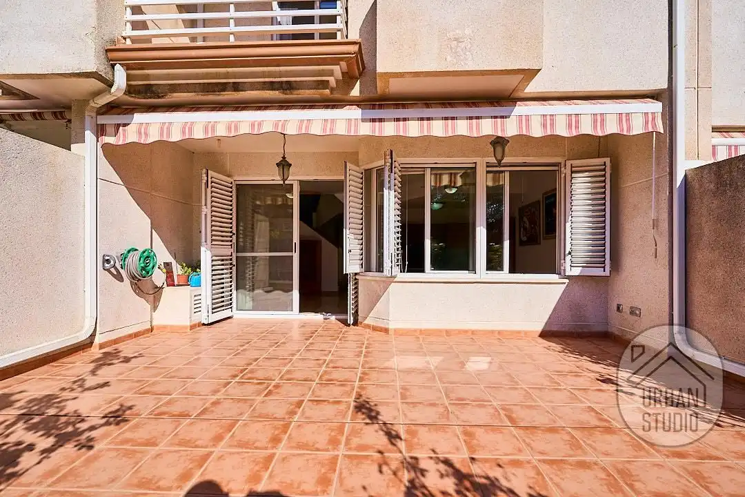 Terrassa de Casa o xalet en venda en Alicante / Alacant amb Aire condicionat, Calefacció i Terrassa