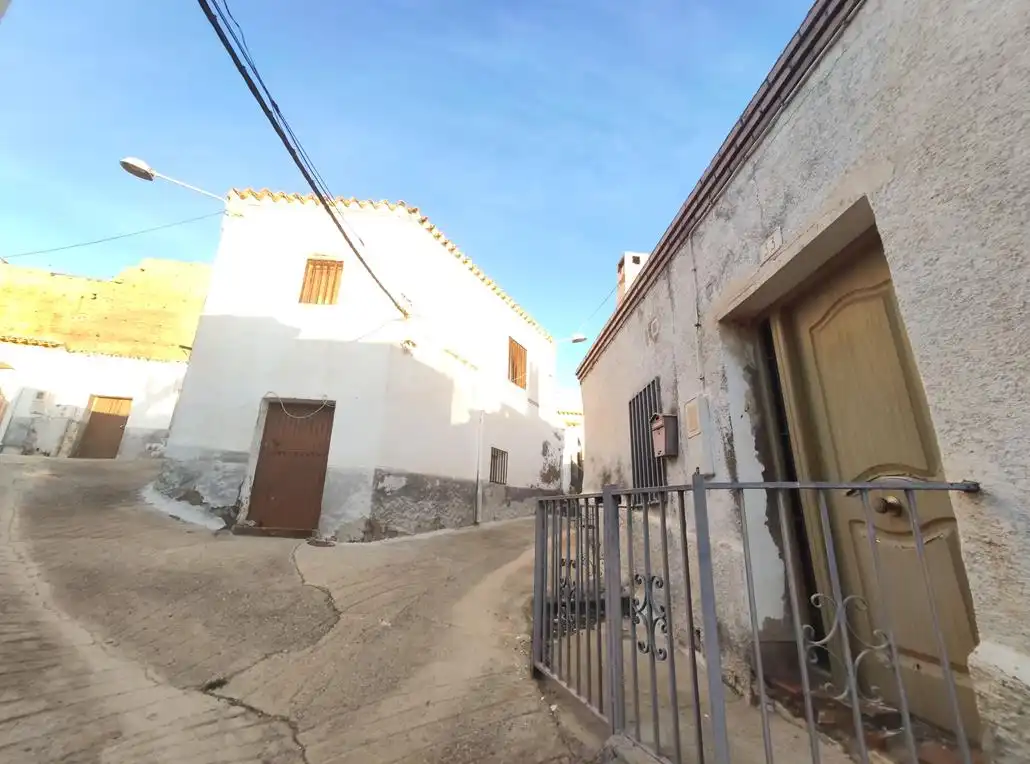 Vista exterior de Casa o xalet en venda en Fiñana