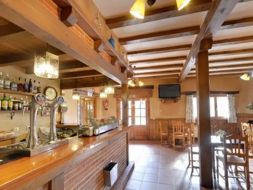 Local en venta en Collado Hermoso con Aire acondicionado, Calefacción y Terraza