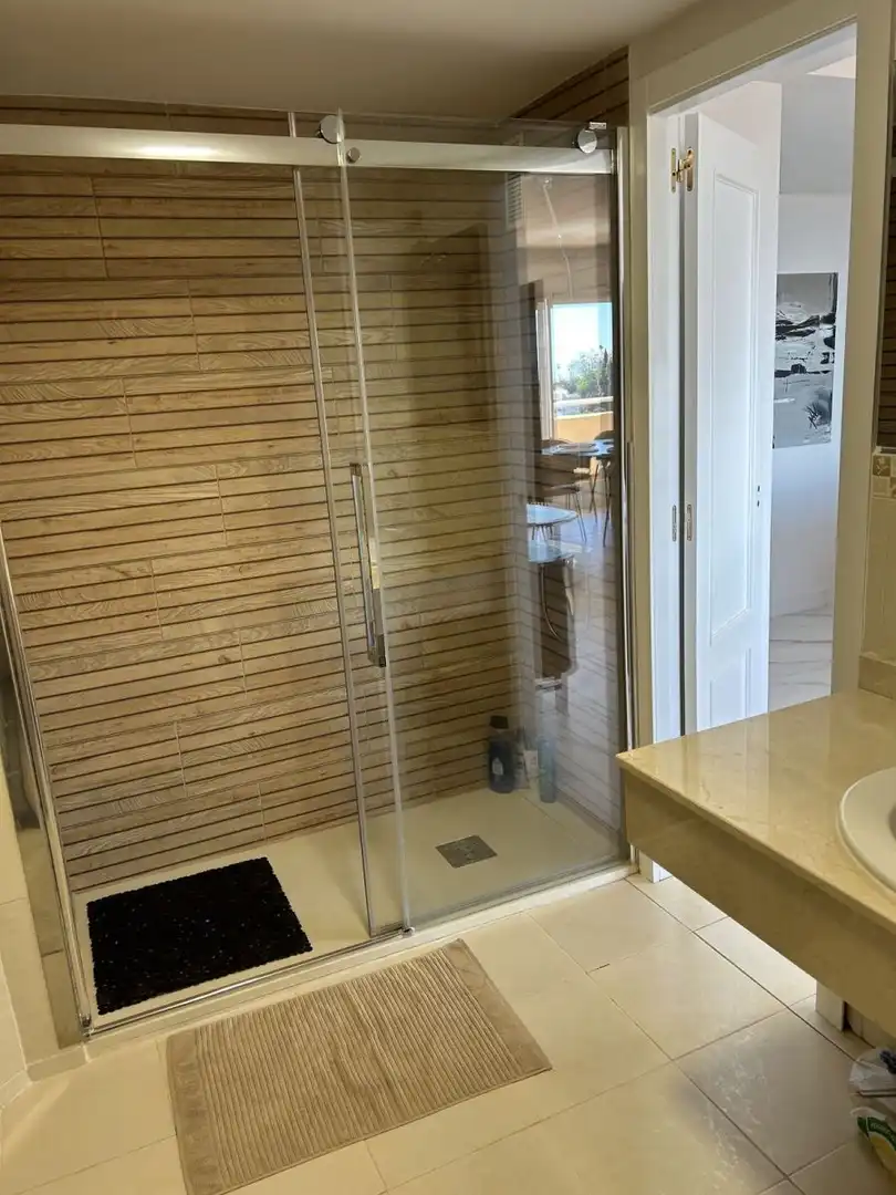 Apartament amb piscina en venda a Calahonda, imagen 35