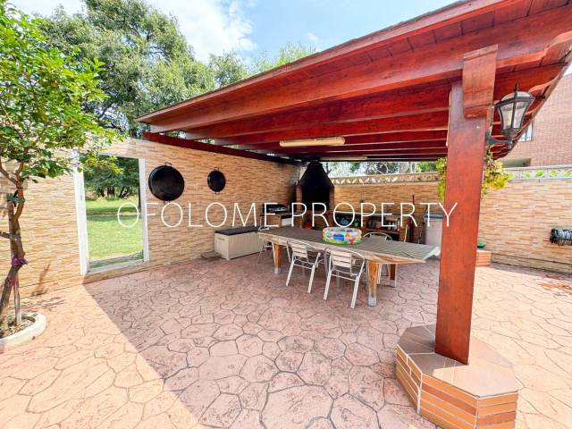 Casa-chalet en Venta en uno en Santa Perpètua de Mogoda