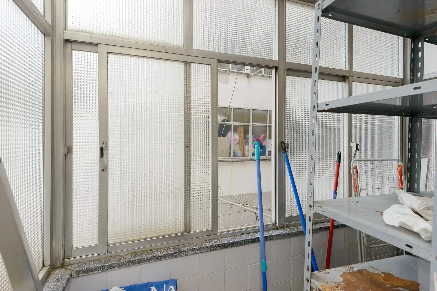 Pis en venda en Oviedo  amb Calefacció, Moblat i Balcó