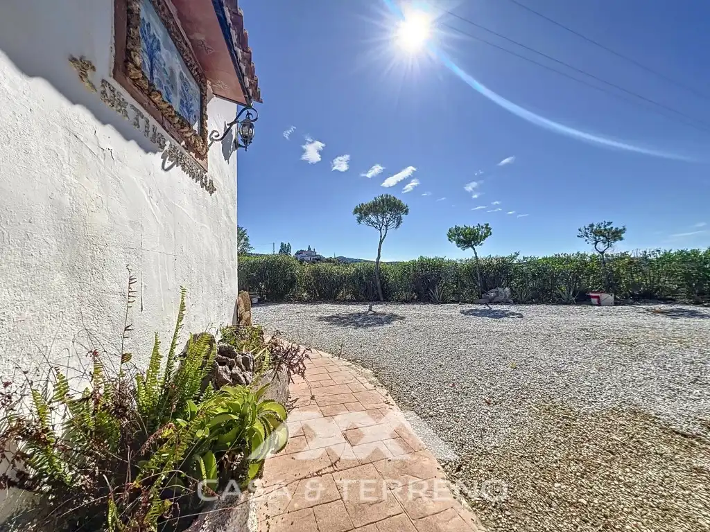 Houses for sale in Camino de Cuesta Bravo, Sedella
