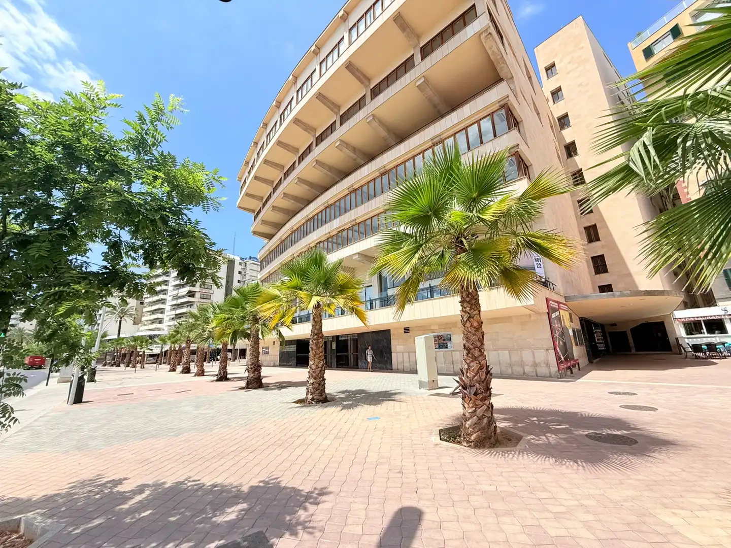 Local comercial en traspaso en Passeig Marítim, imagen 21