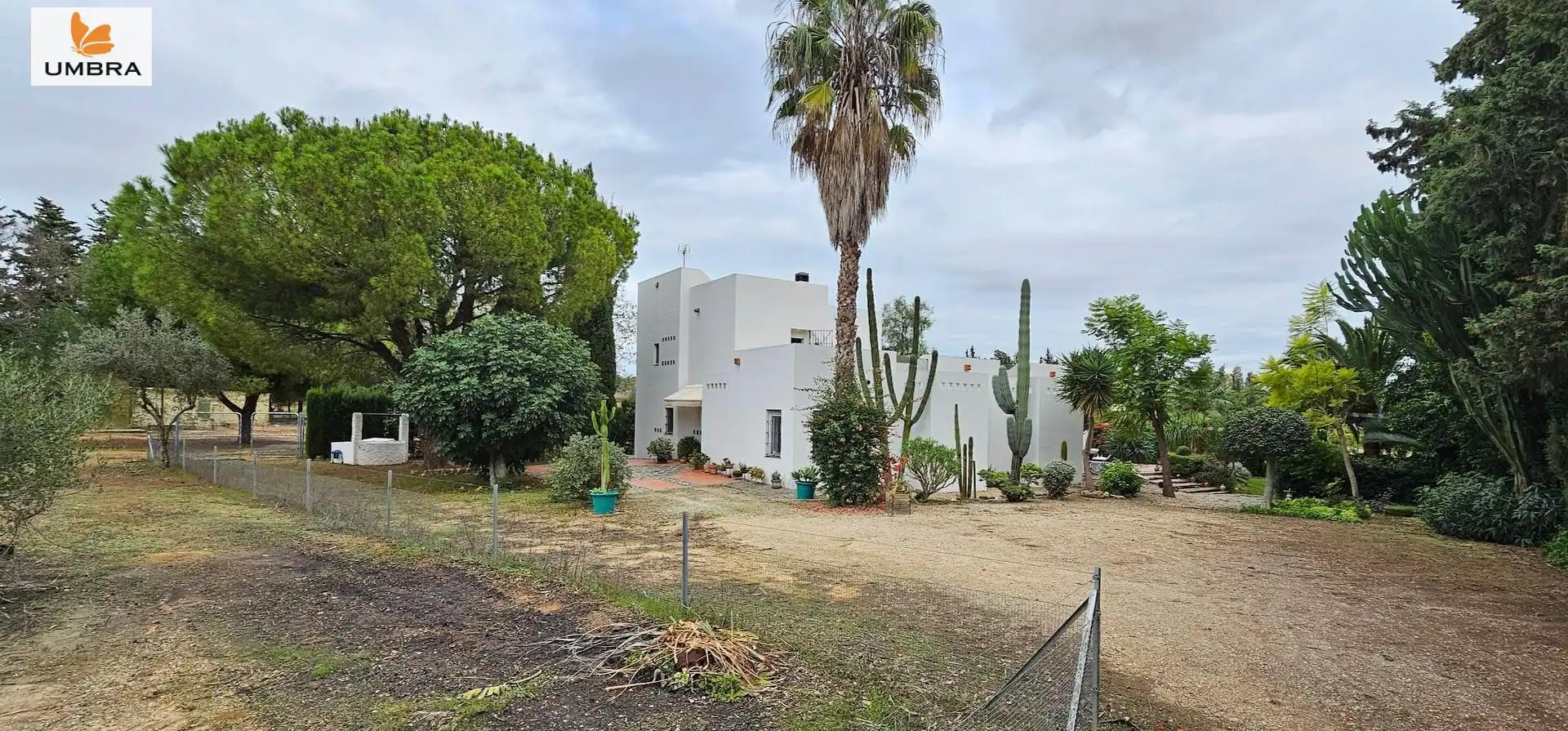 Houses for sale in Parque Atlántico - Ronda este