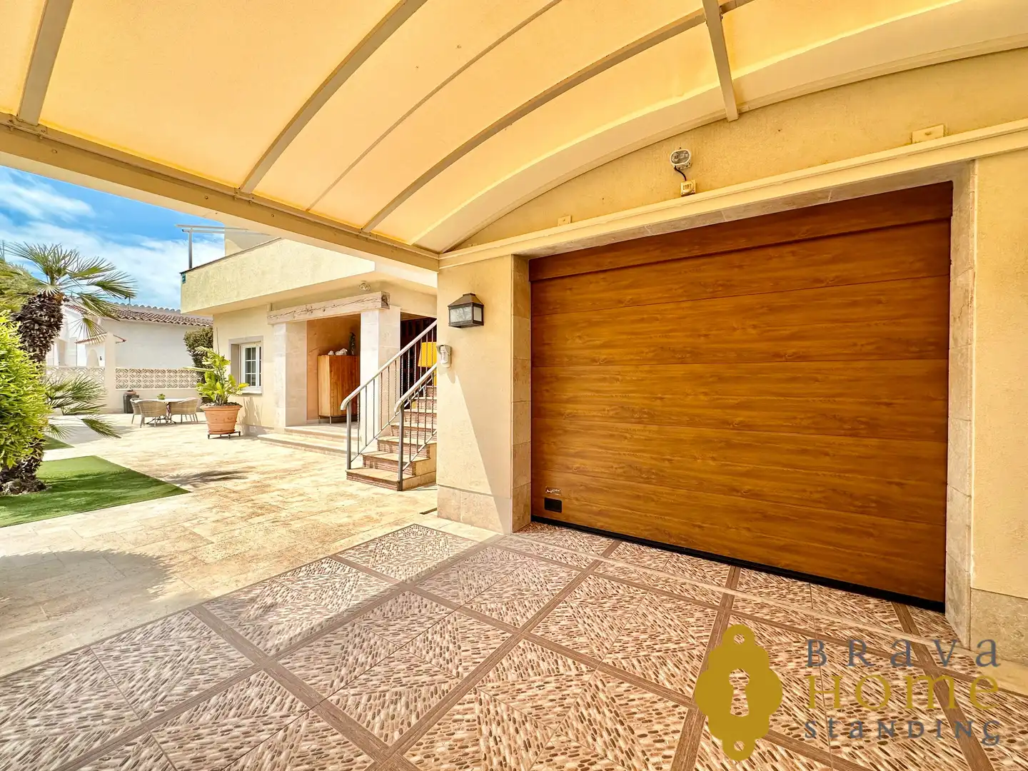 Houses for sale in Empuriabrava  with Air Conditioner, Heating and Private garden