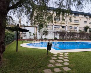 Piscina de Piso de alquiler en  Sevilla Capital con Aire acondicionado, Calefacción y Terraza