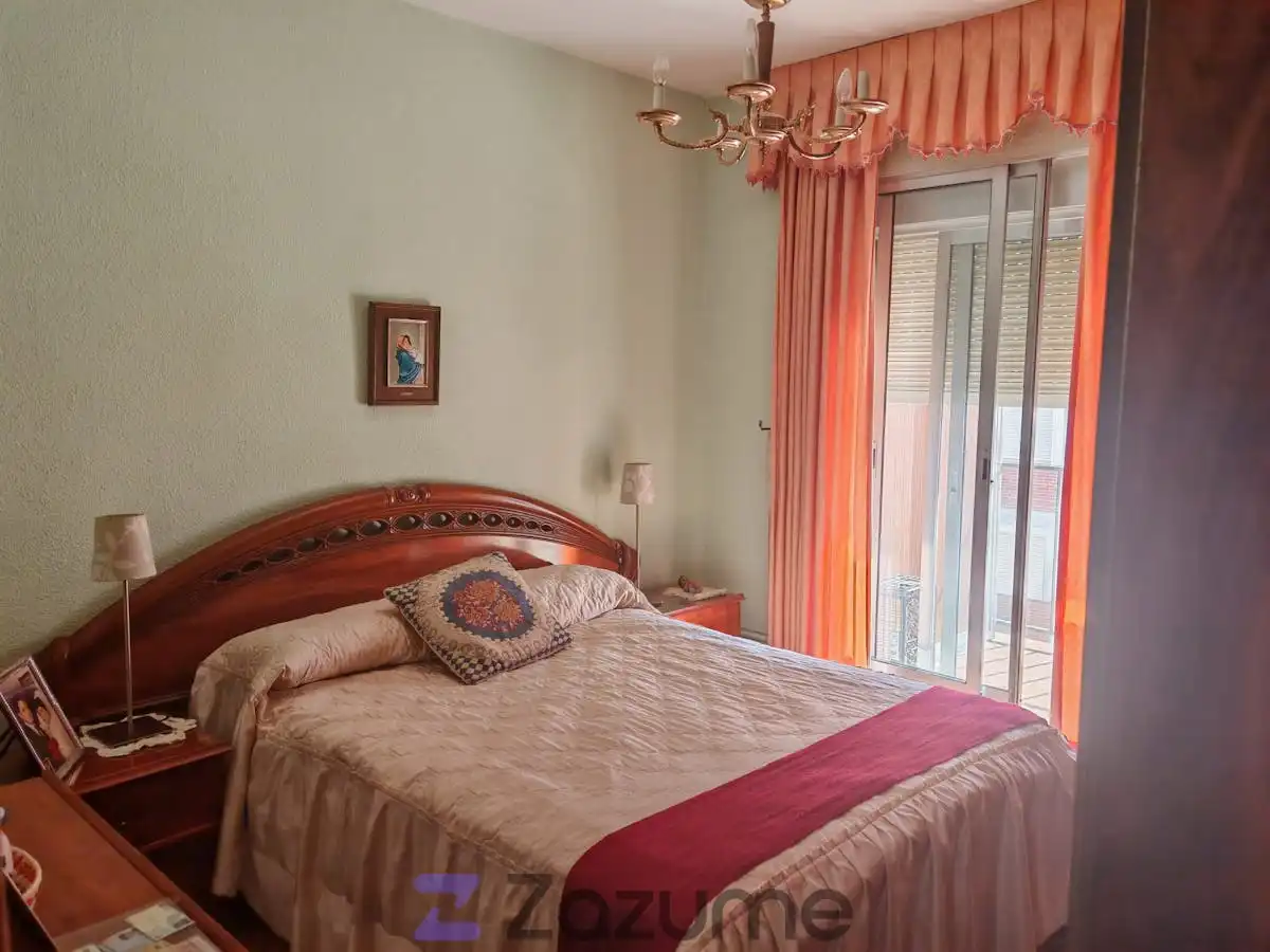 Bedroom of Flat for rent in Madrid  with Heating, Terrace and Furnished