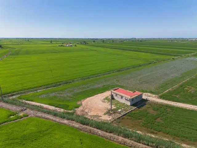 Finca rústica en venta en L'Ampolla