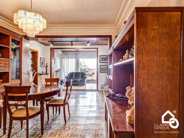 Casa con balcone in vendita a El Poble Sec