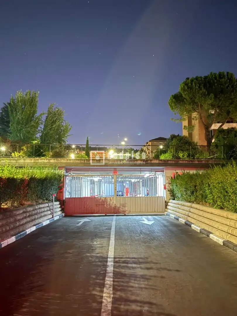 Parking de Garaje de alquiler en Ensanche