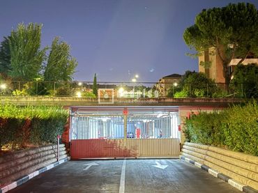 Einzelparkplatz mit Aufzug zur Miete in del Pintor Murillo