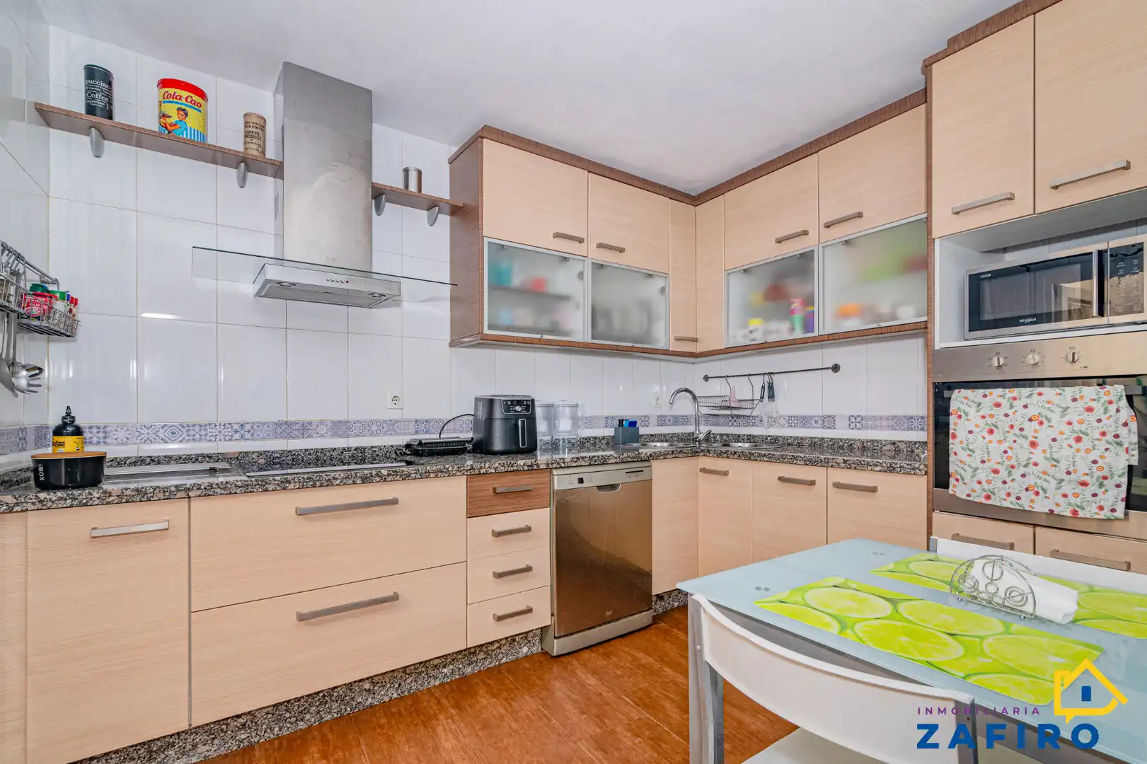 Küche von Haus oder Chalet zum Verkauf in Alhendín mit Heizung, Parkett und Abstellraum