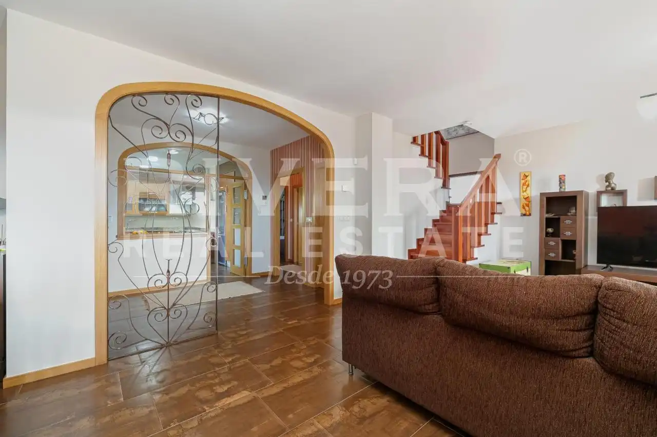 Casa o chalet en venta en O Rosal   con Calefacción, Jardín privado y Terraza