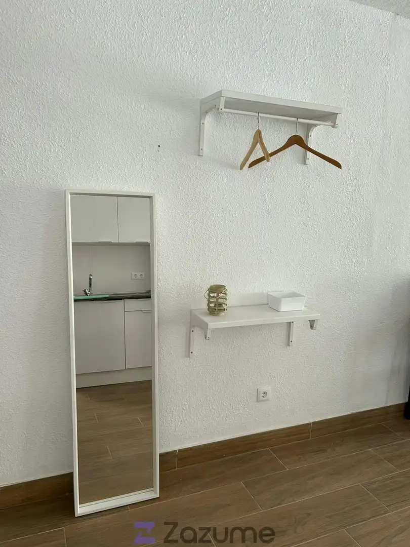 Habitación de Piso de alquiler en Málaga con Aire acondicionado, Calefacción y Parquet