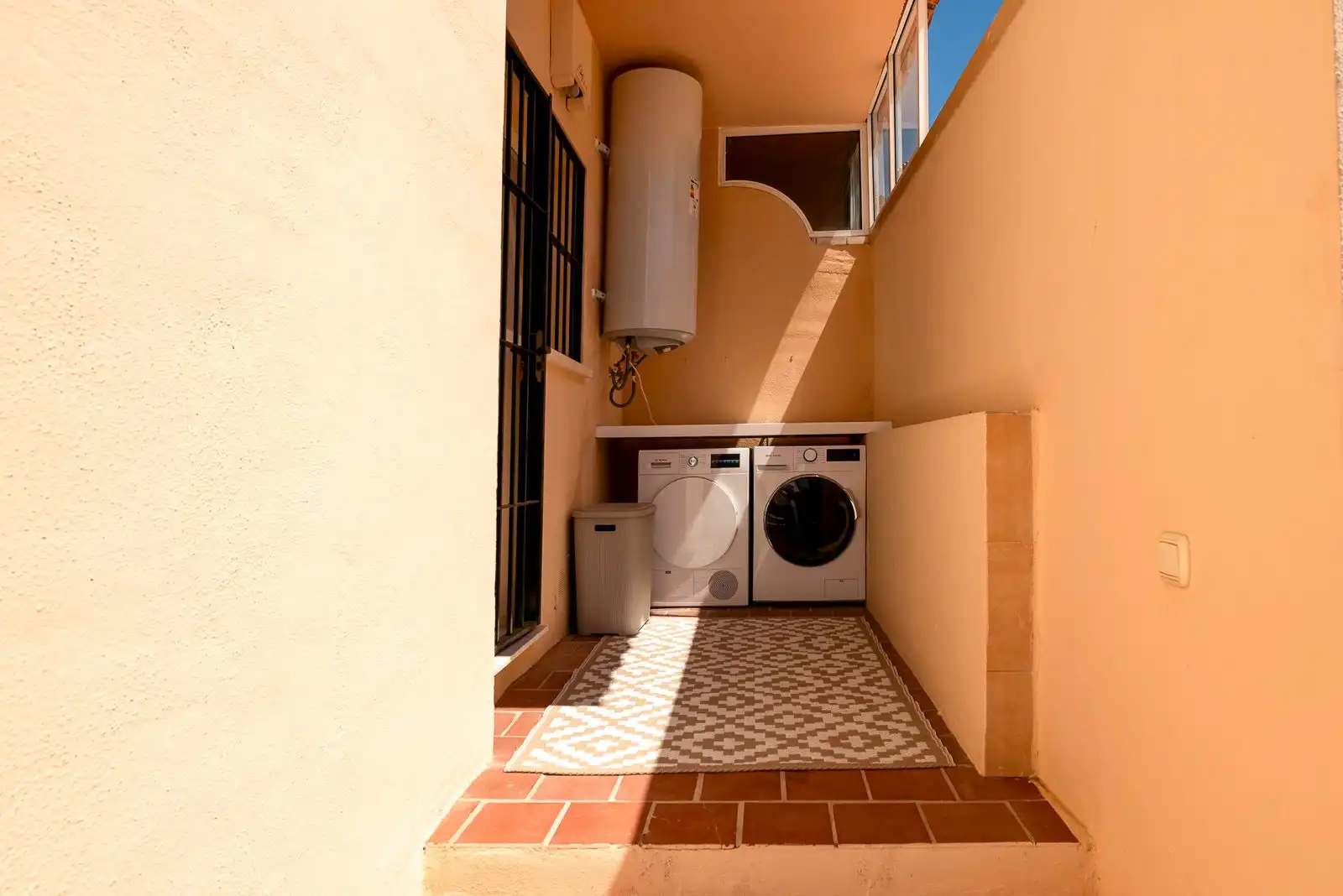 Terraza de Casa adosada en venta en Marbella con Aire acondicionado, Calefacción y Jardín privado