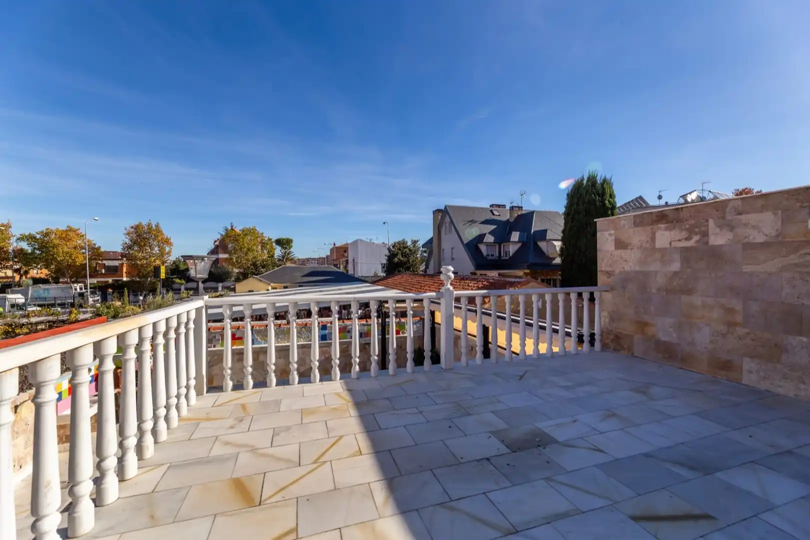 Terraza de Casa adosada en venta en Madrid con Aire acondicionado, Calefacción y Jardín privado