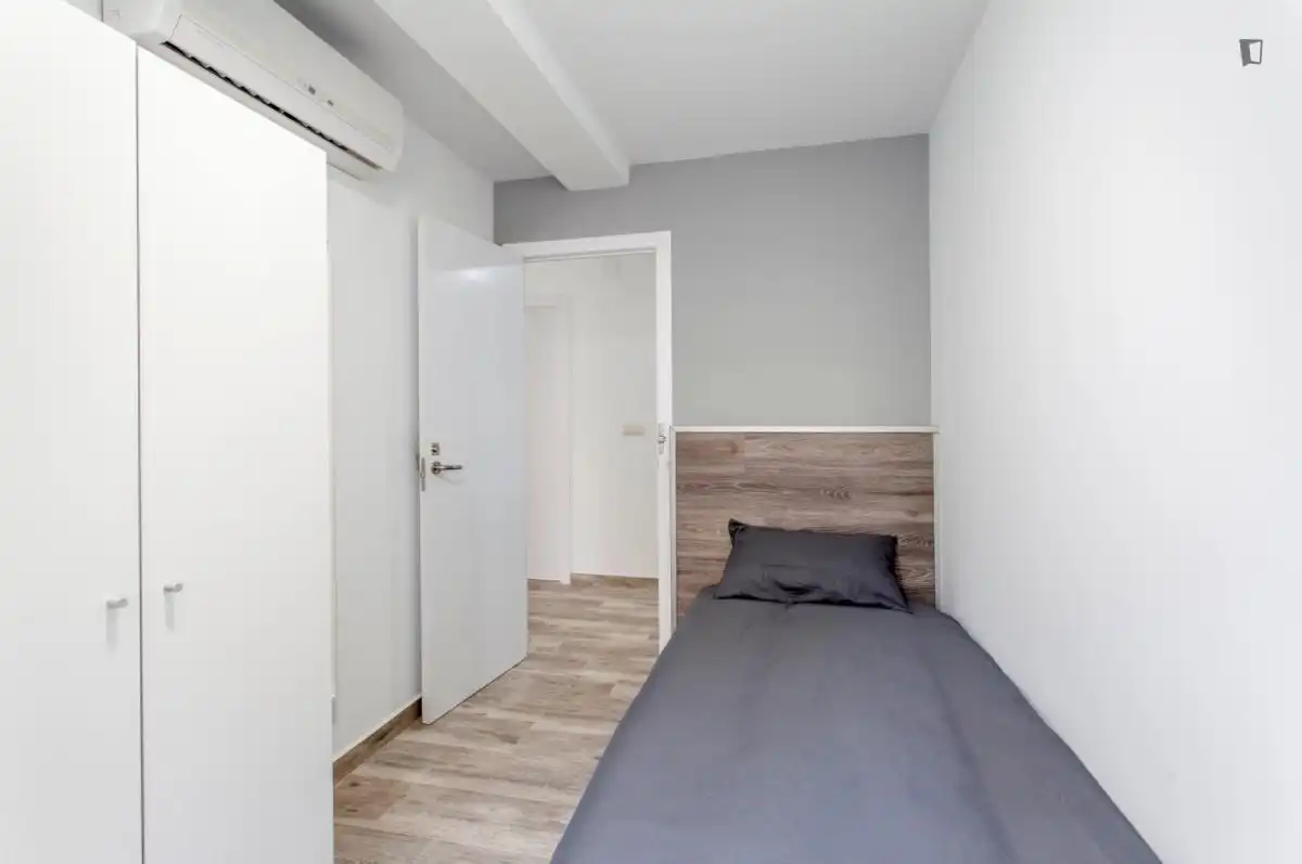 Room in Ciutat Jardí