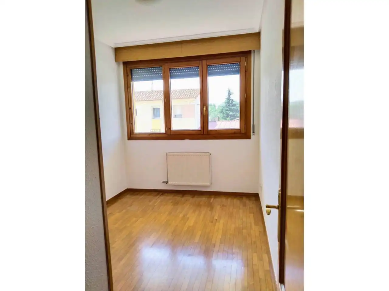 Habitación de Piso en venta en Burgos con Calefacción y Amueblado