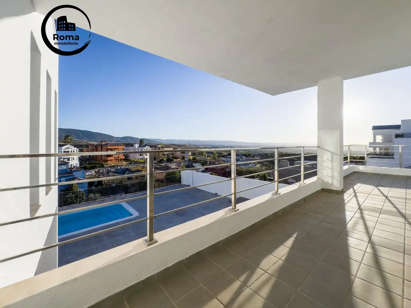 Terraza de Casa o chalet en venta en La Zubia con Aire acondicionado, Calefacción y Jardín privado