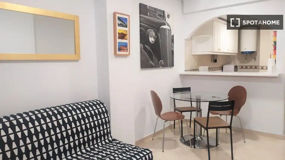 Appartamento con terrazza in affitto a Retiro